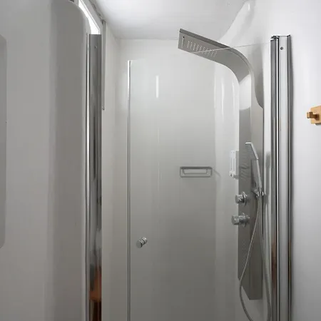 Apartment White W4 New In Naousa (Paros)