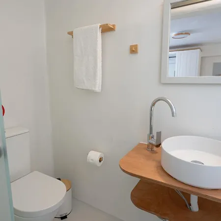 Apartment White W4 New In Naousa (Paros)