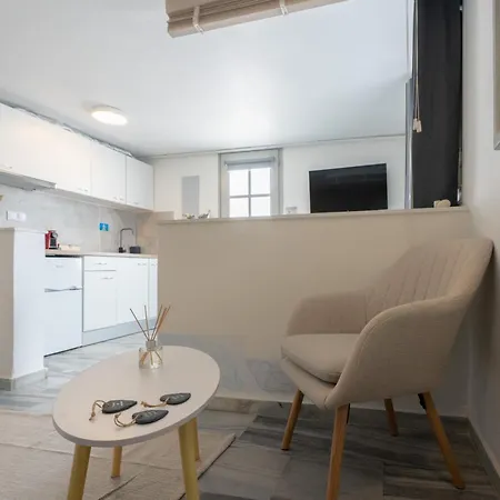 Apartment White W4 New In