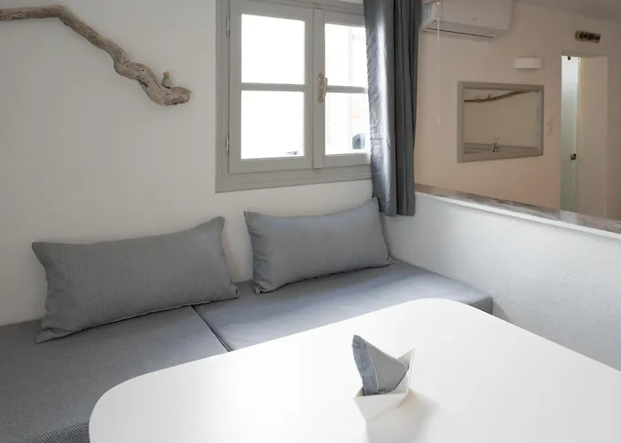 White W4 New In Apartman *